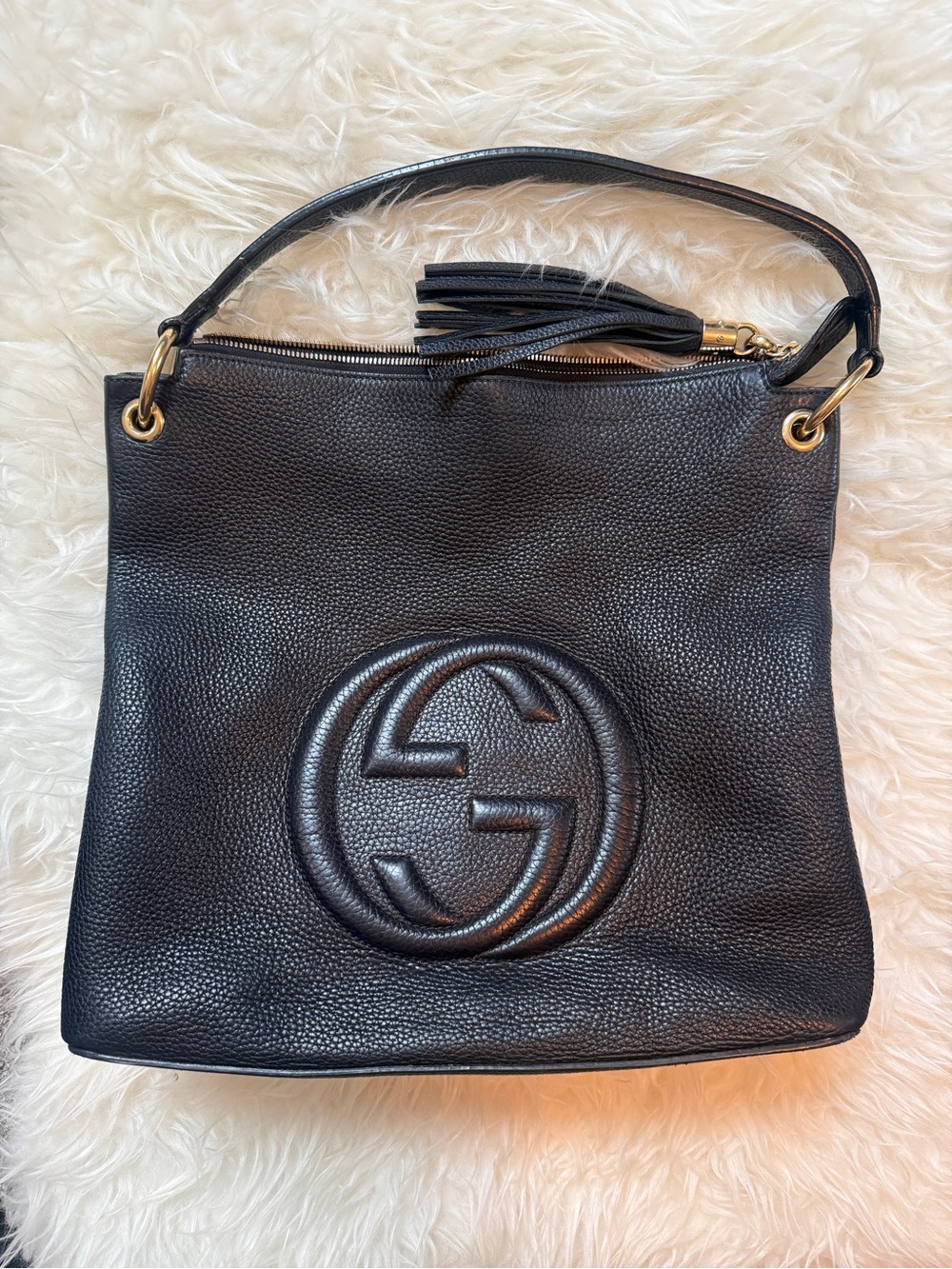 Gucci Black Pebbled Leather Shoulder Bag with Tassel